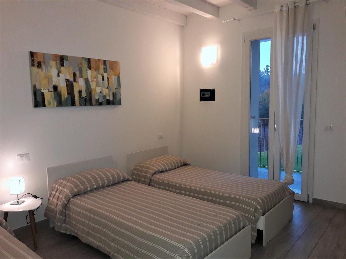 Villaggio Esmera 代森扎诺-德尔加达 外观 照片